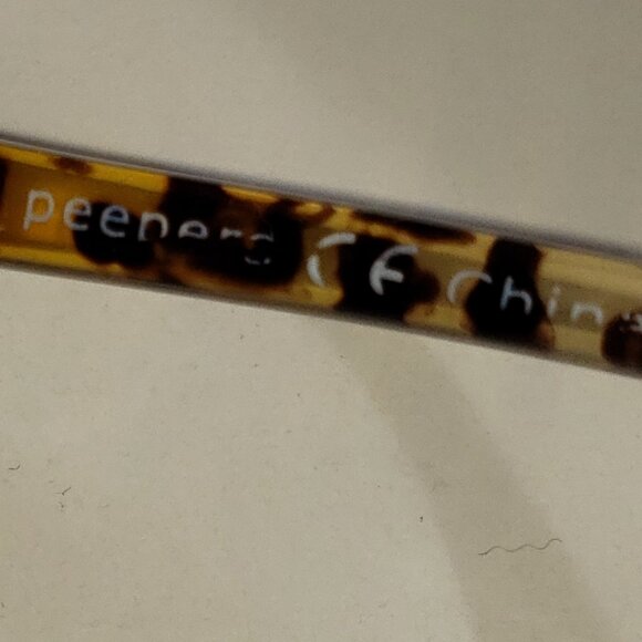 Tortoise Shell Women's Glasses - Picture 4 of 9